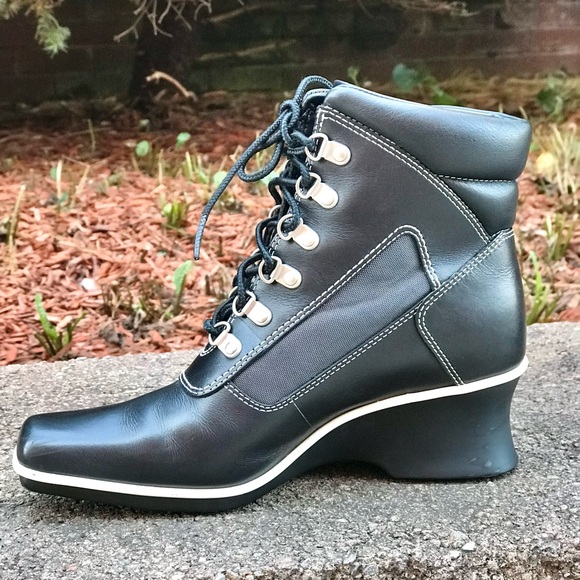 TIMBERLAND Hill Wedge Ankle Boots Size 5.5 Leather lace-up Black with White trim - Picture 15 of 16